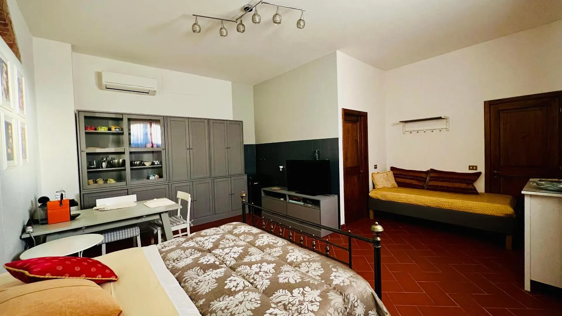 Casa Della Noce Bed & Breakfast Vinci